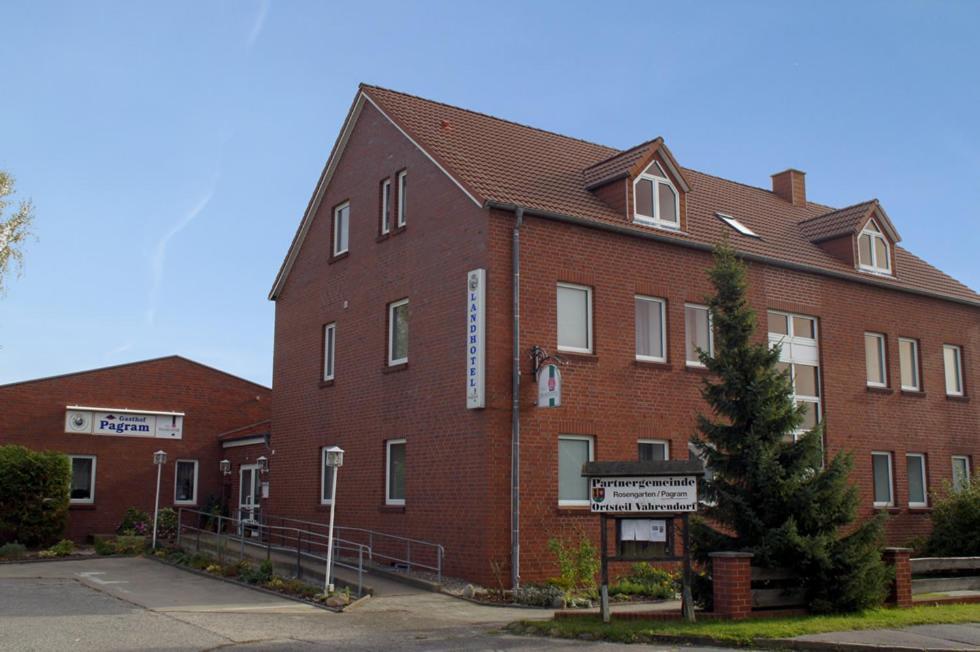 Landhotel Pagram-Frankfurt/Oder Frankfurt an der Oder Exterior foto